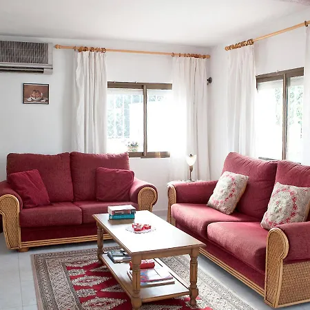 Holiday Cleo Tatil Evi Calp